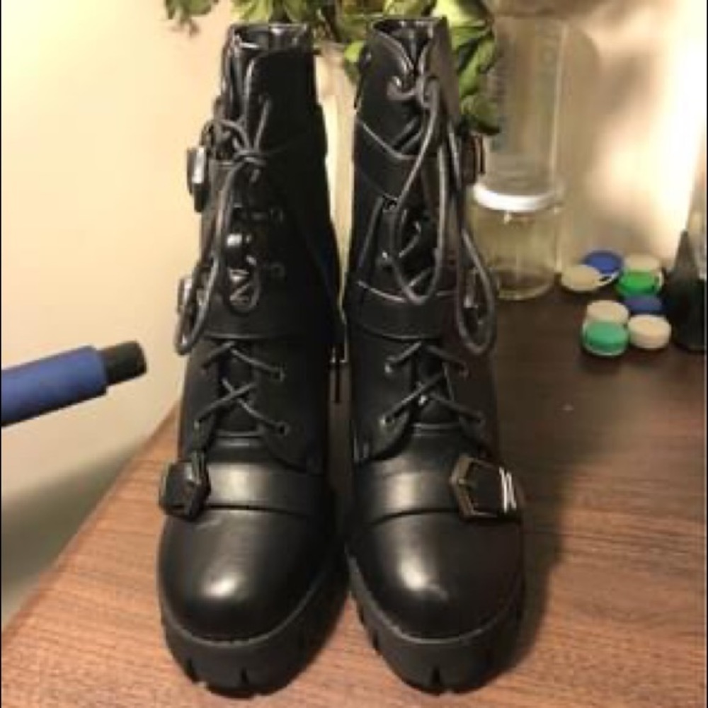 ASOS Platform Boots - Picture 8 of 8